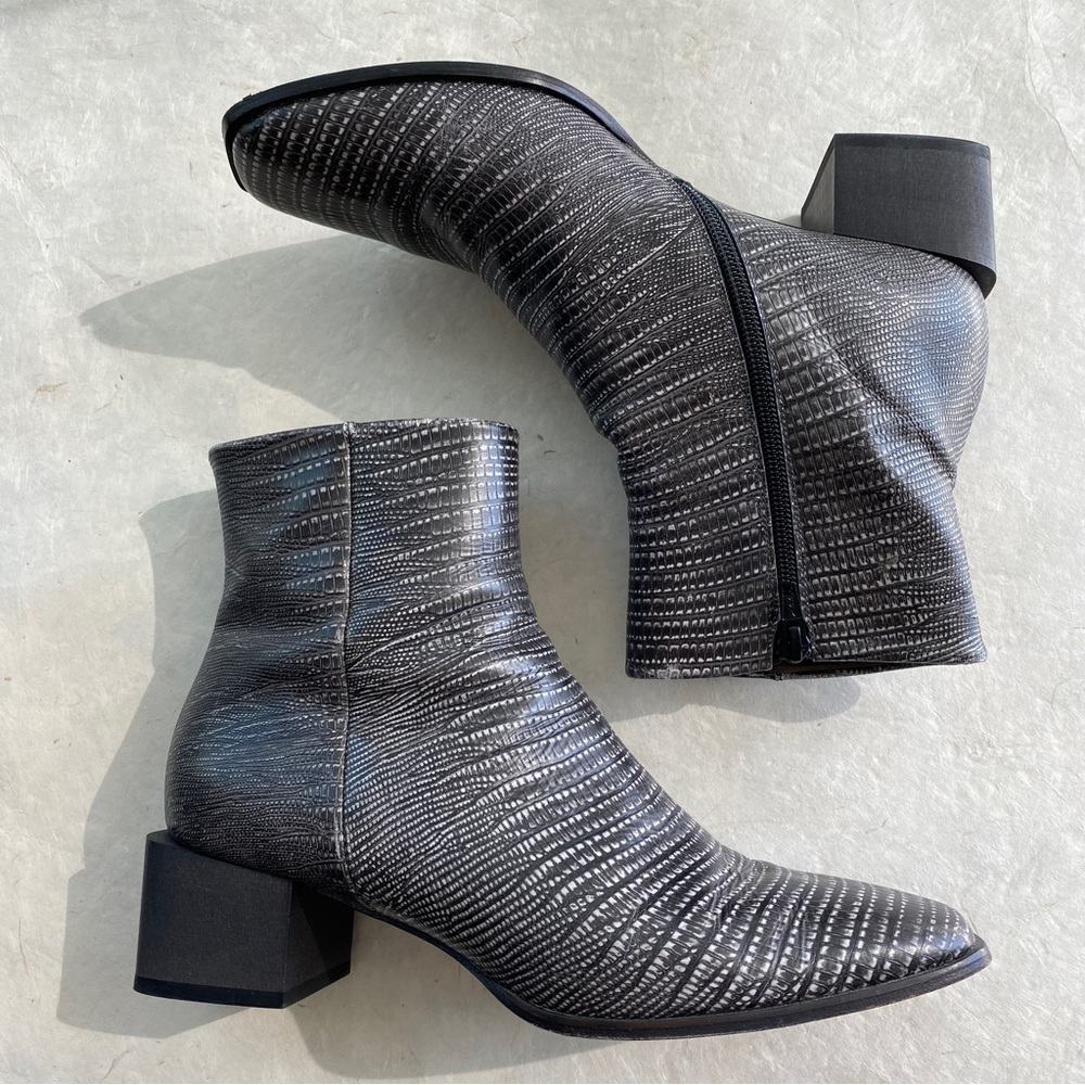 Coclico snakeskin black and white ankle boots - sold